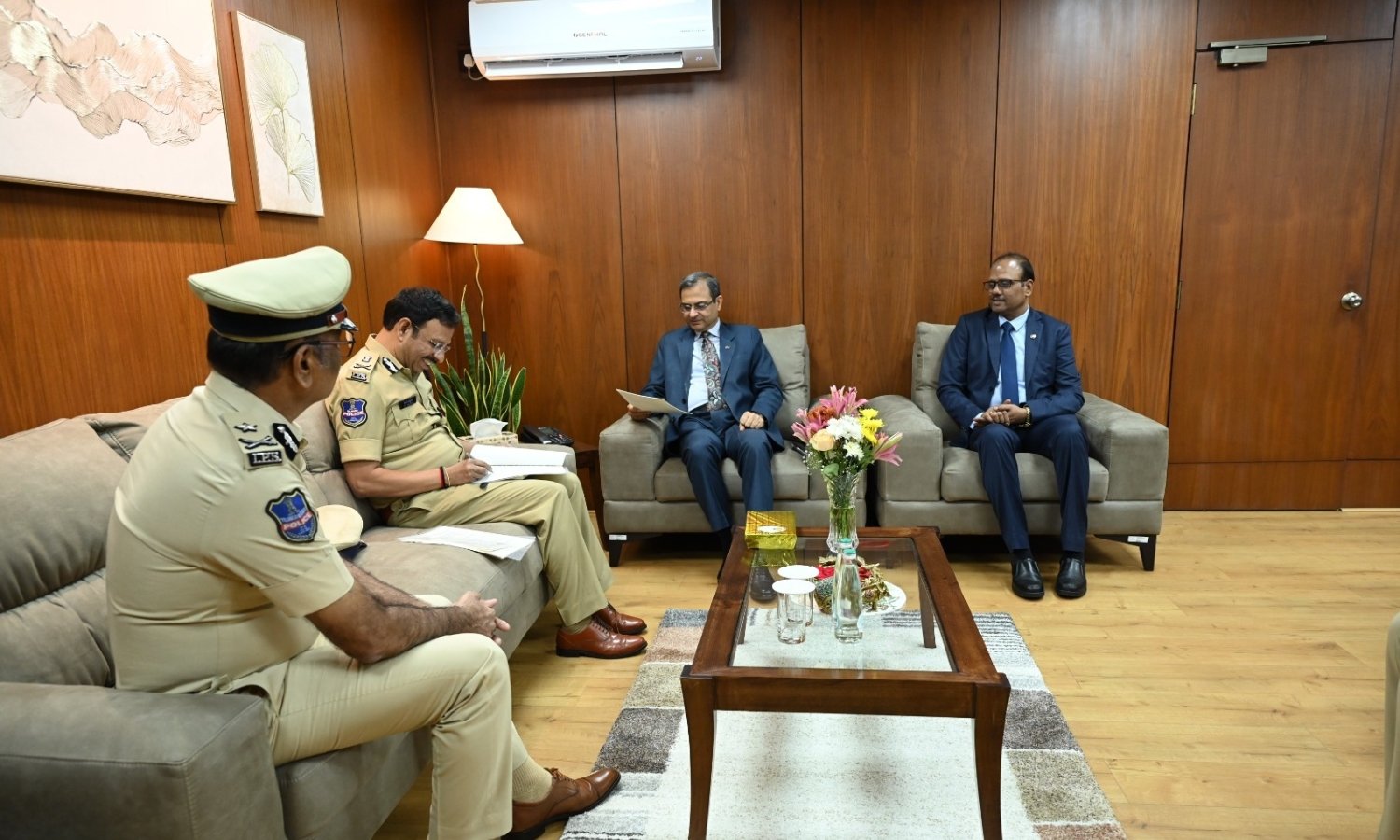 Sajjanar seeks RBI steps against mule accounts cyber fraud