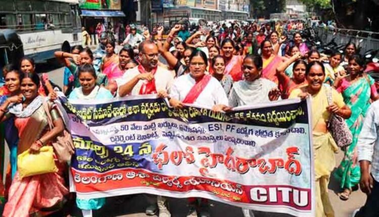 Chalo Hyd ASHA workers protest turns tense