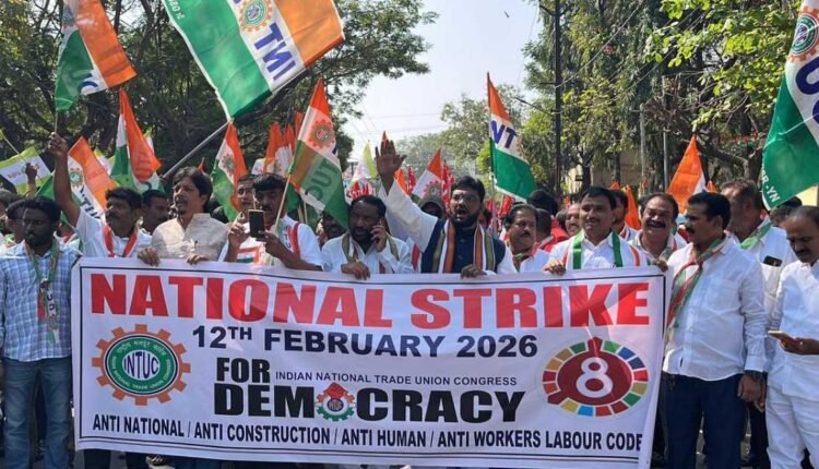 Repeal of labour codes demanded at Dharna Chowk