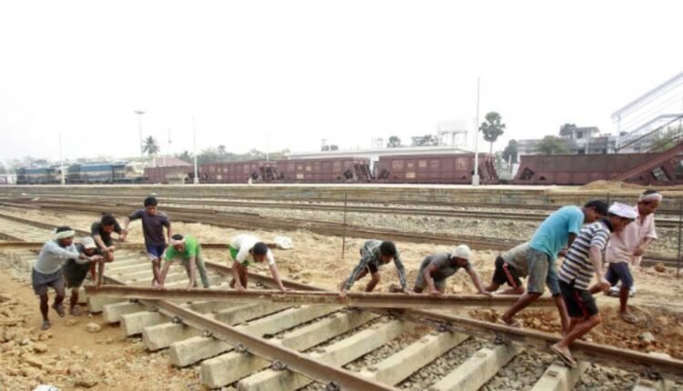 Railway track renewal crosses 54,600 km since 2014