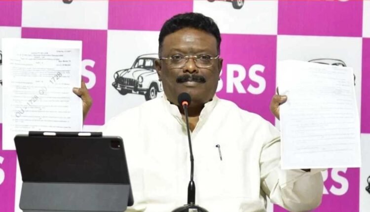 Education system in turmoil, says Dasoju Sravan