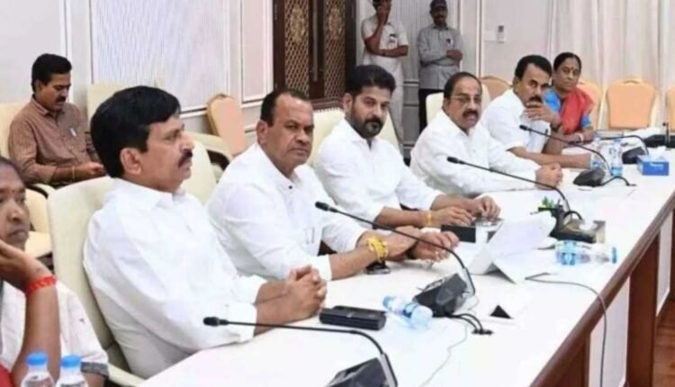 Telangana cabinet meeting to review RTC strike