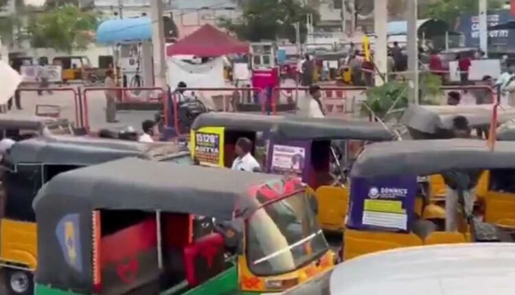 Hyderabad LPG shortage disrupts Sagar Ring Road traffic