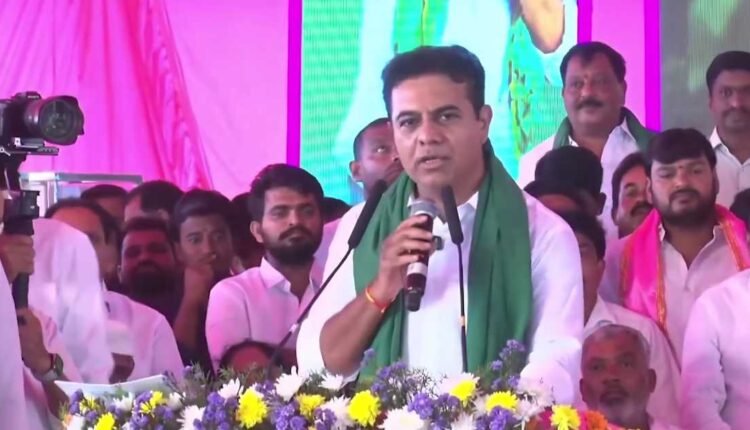 Farmer declaration attacked by KTR at Warangal meet