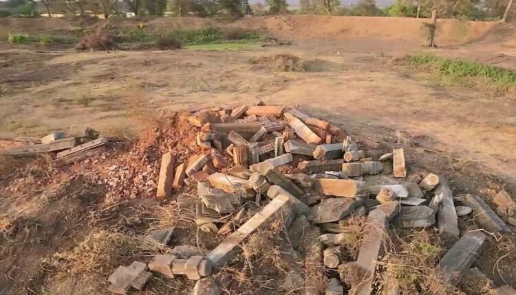 Kakatiya temple damage: KTR targets Congress