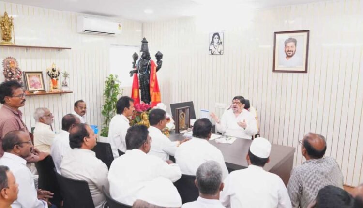 RTC merger talks begin in Telangana