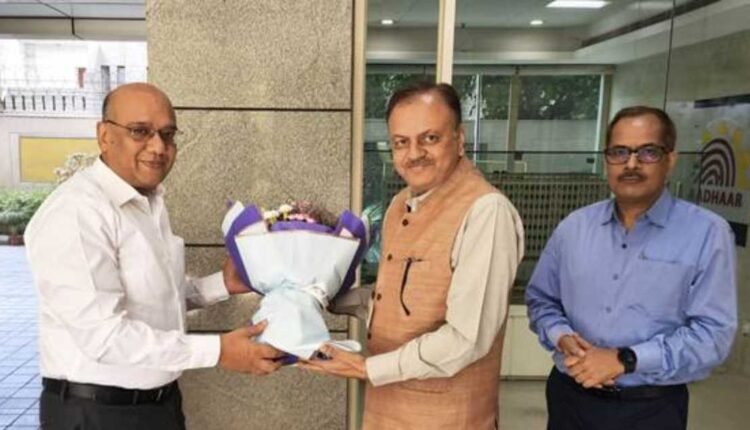 Saurabh Vijay assumes charge as UIDAI CEO