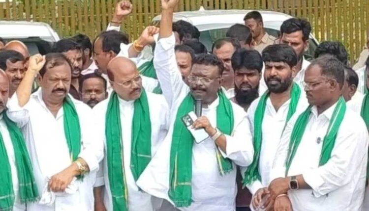 BRS protests Bandaravirala dumpsite plan
