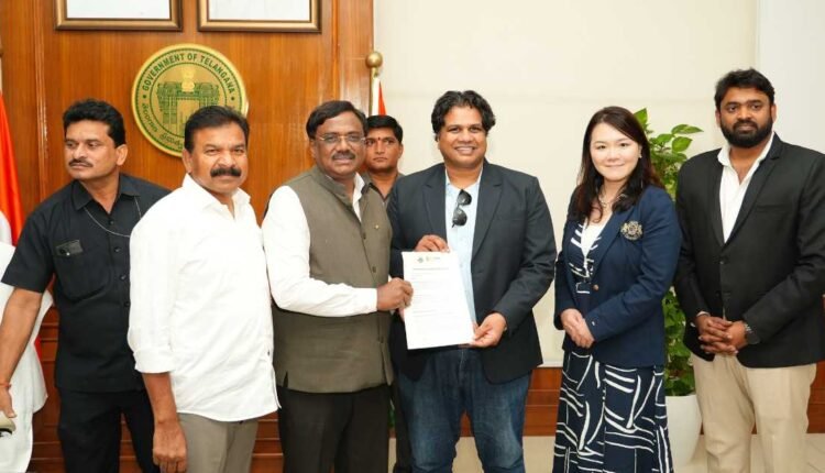 TOMCOM Career Consultz MoU boosts overseas jobs