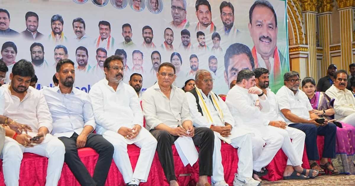 Congress MLC elections: Azharuddin seeks graduates’ votes