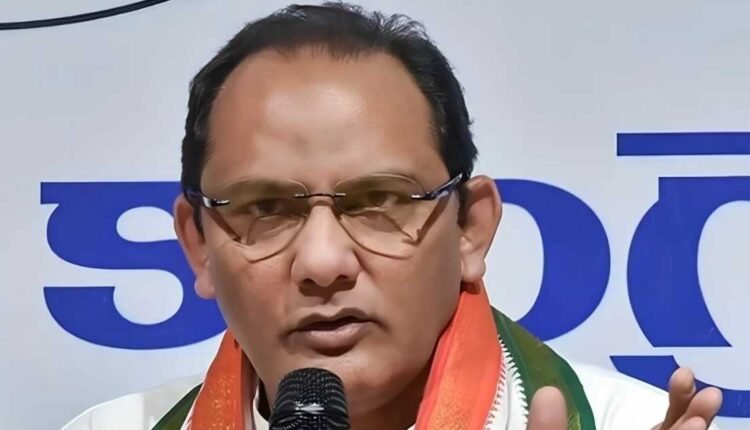 Minority youth skills: Azharuddin urges higher education