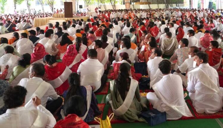 Namoththunam Jain prayer draws 1,200 couples in Secunderabad
