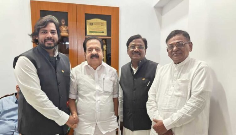 Anti-SIR protest: MP Vamsi Krishna meets Congress leaders